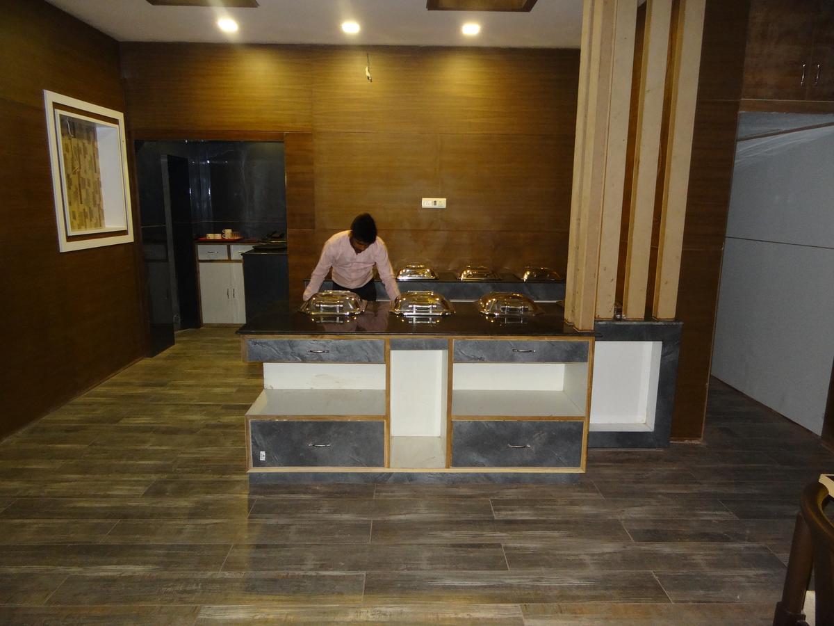 Kamakshi Residency By Royal Collection Hotel & Resorts Tapovan Exterior photo